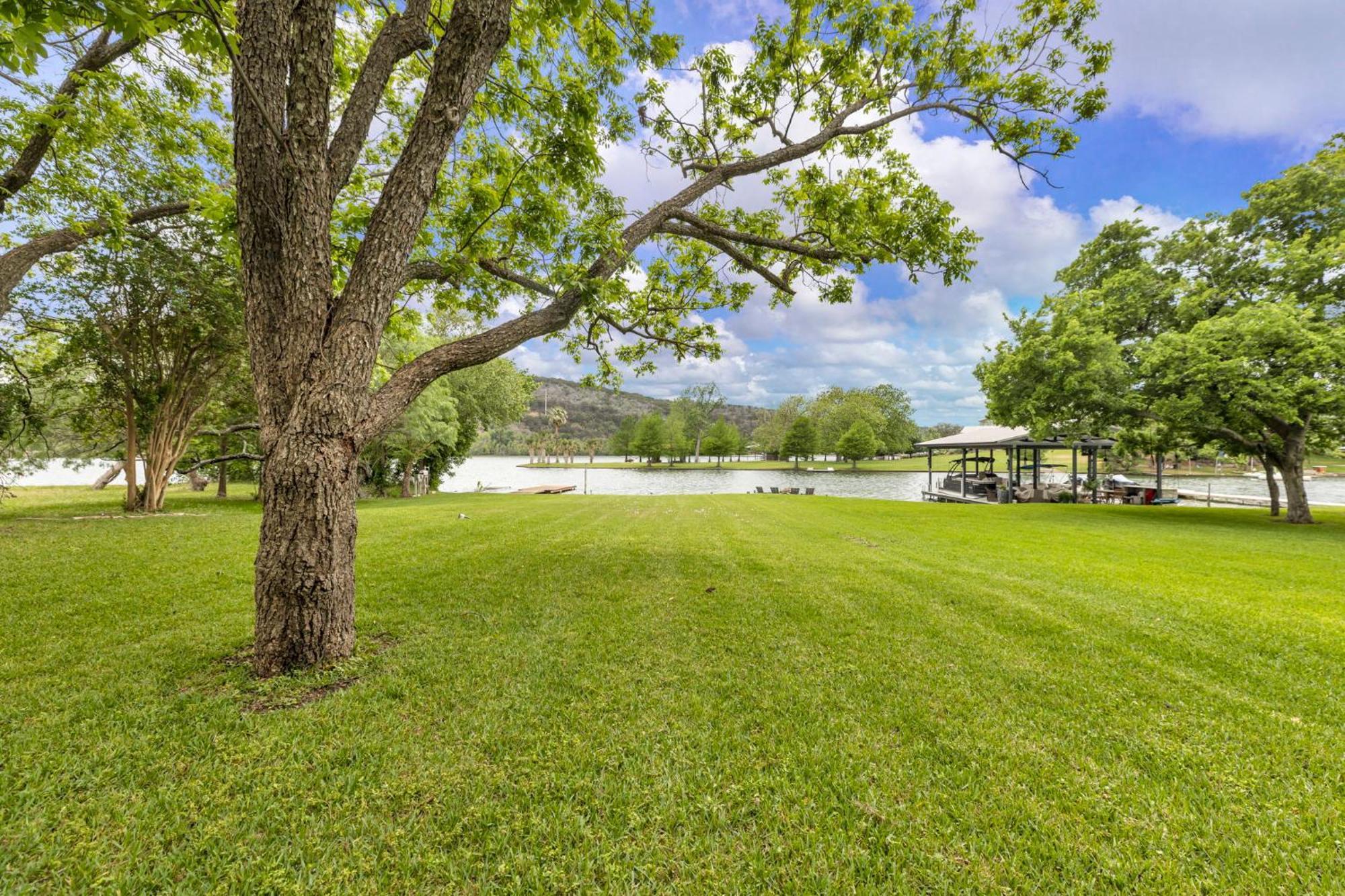 Southren Comfort Villa Buchanan Dam Exterior photo